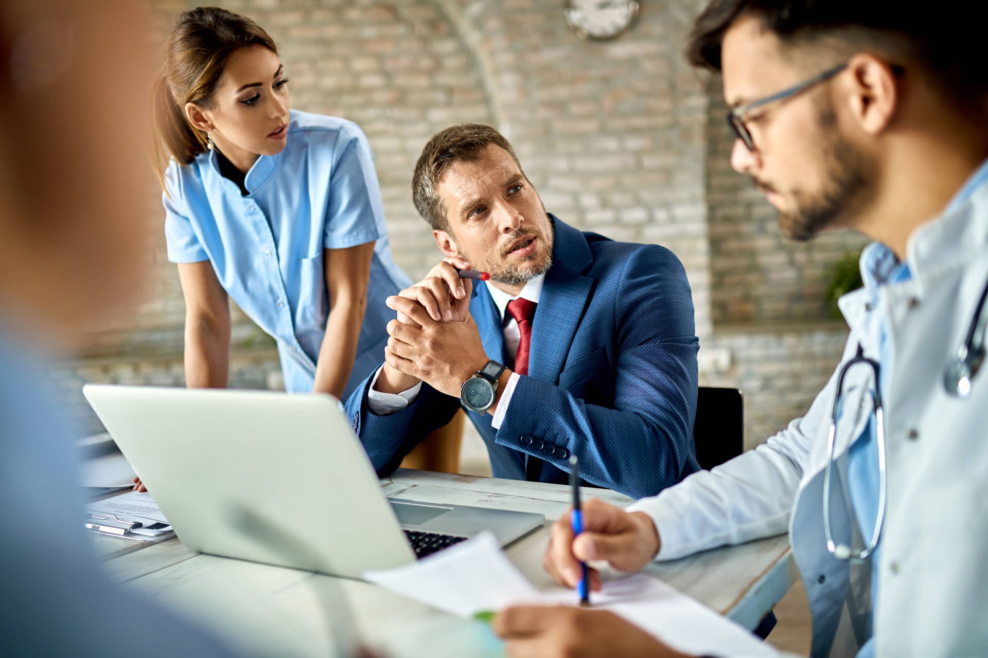 Zarządzanie biznesem medycznym – wyzwania managera placówki